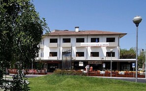 Exterior - Hotel Genzianella (Cervia)