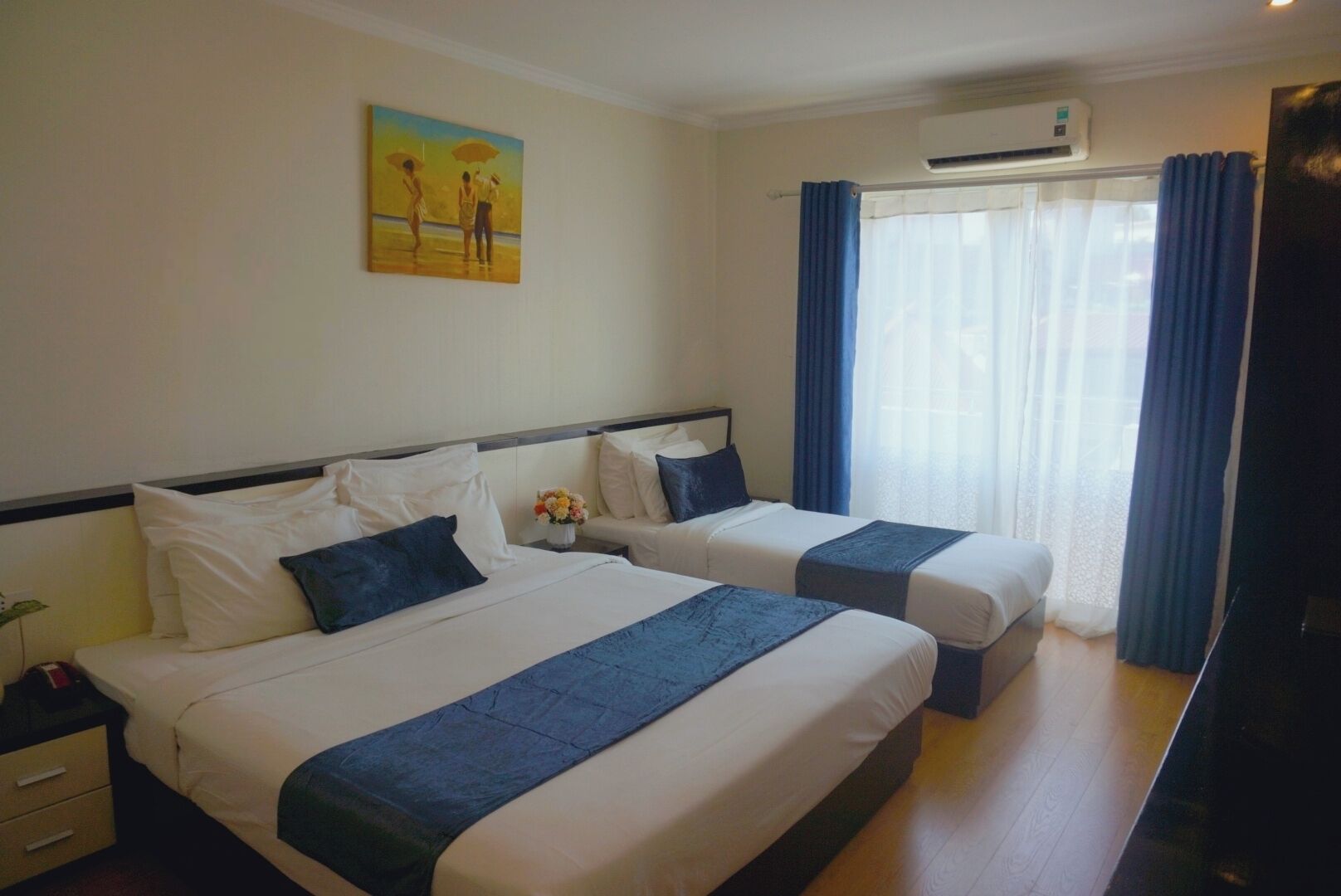 Photo - Rising Dragon Hotel