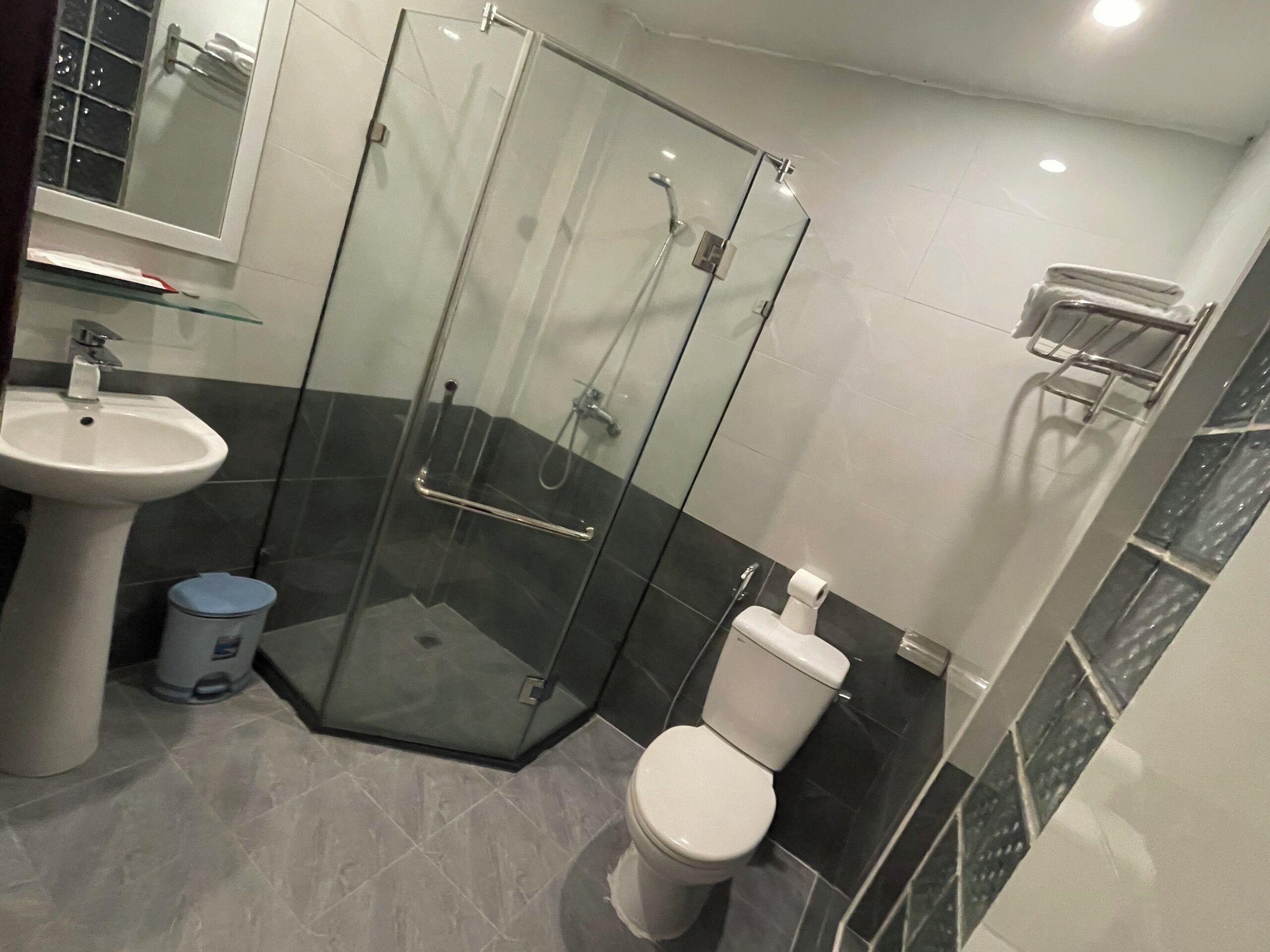 Photo - Rising Dragon Hotel