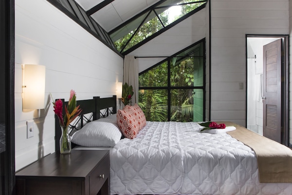 Deluxe Room | Room amenity