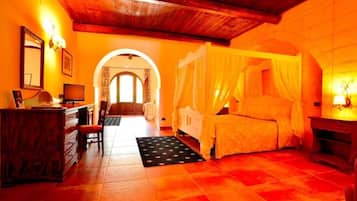 Suite | Biancheria da letto ipoallergenica, minibar, una cassaforte in camera