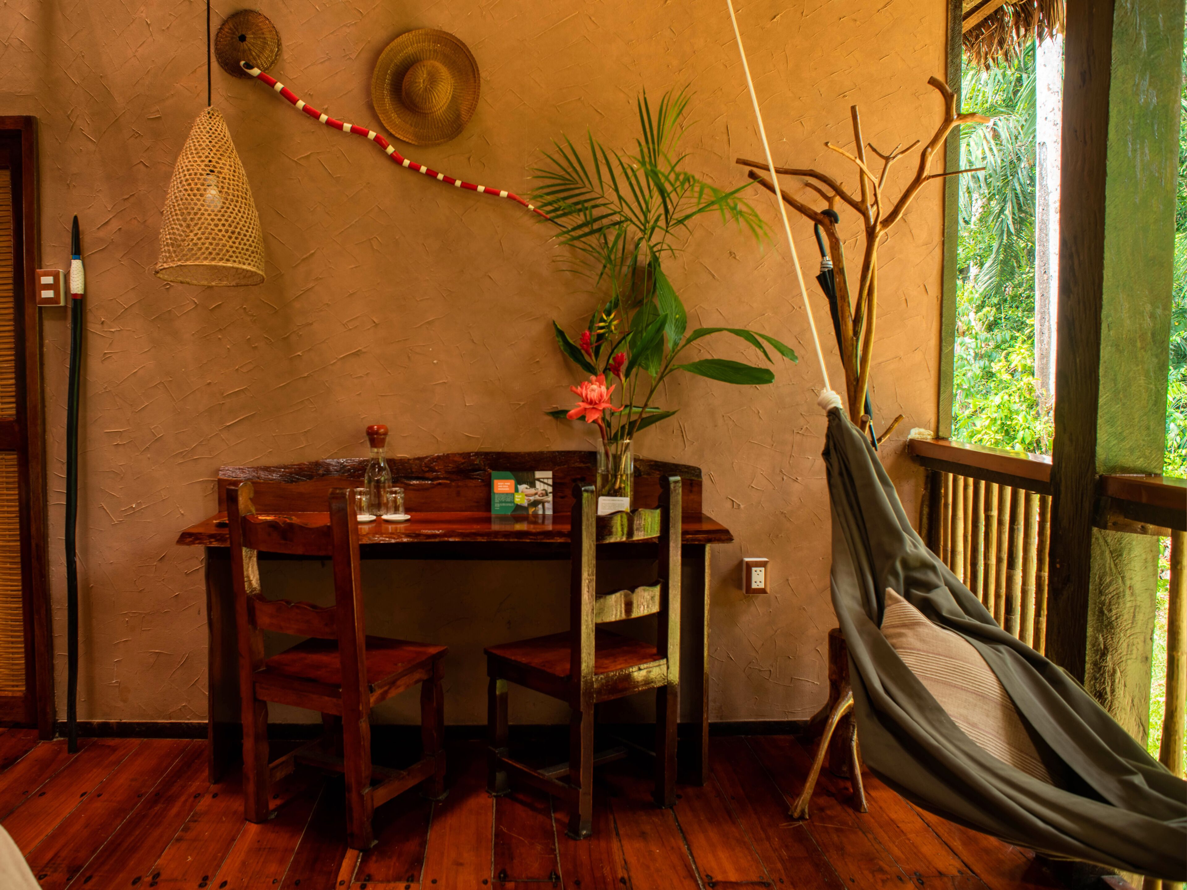 Amazon Suite | リビング エリア