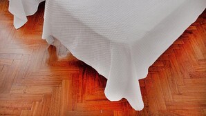 Caja de seguridad en la habitación y camas plegables/adicionales 