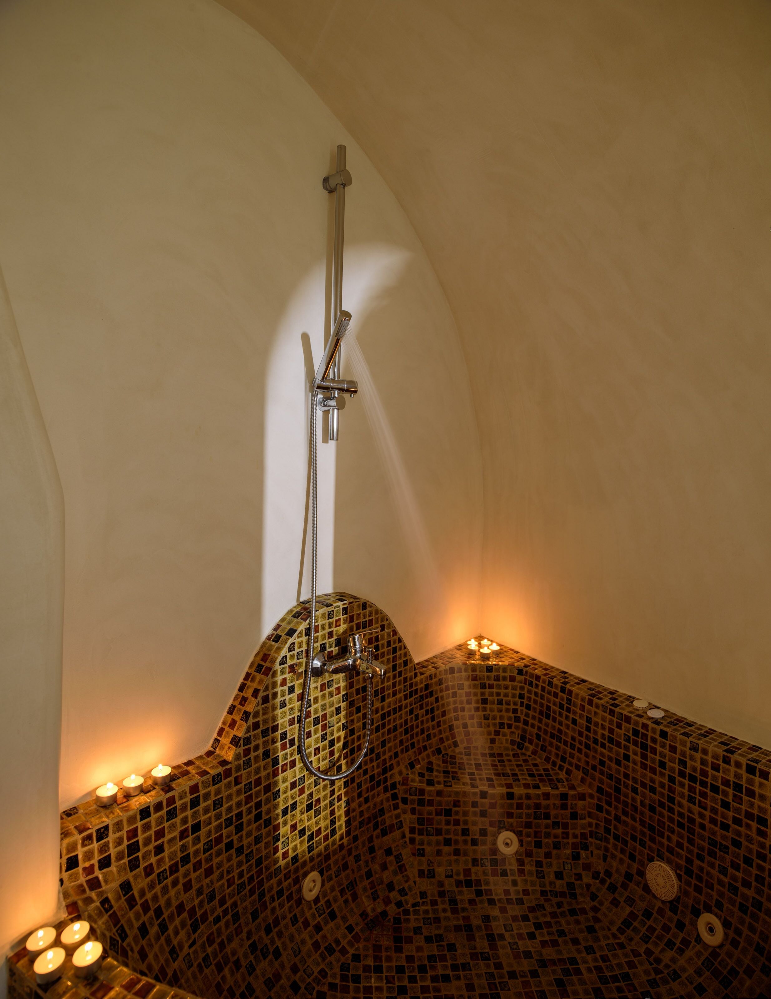 superior apartment (outdoor hot tub) | bathroom | free toiletries, hair dryer, bathrobes, slippers