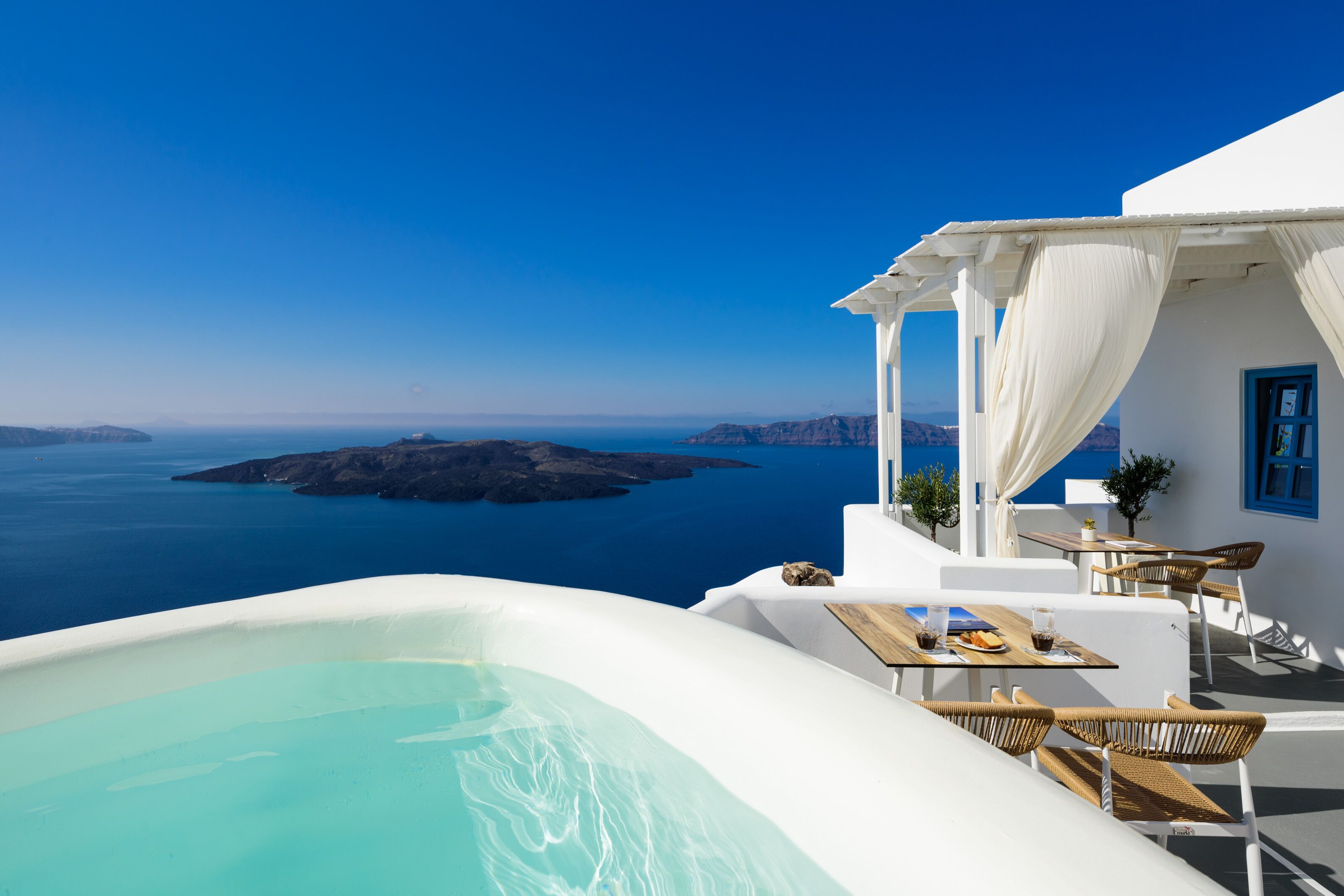 apartment, 1 bedroom (cave, outdoor hot tub) | terrace/patio