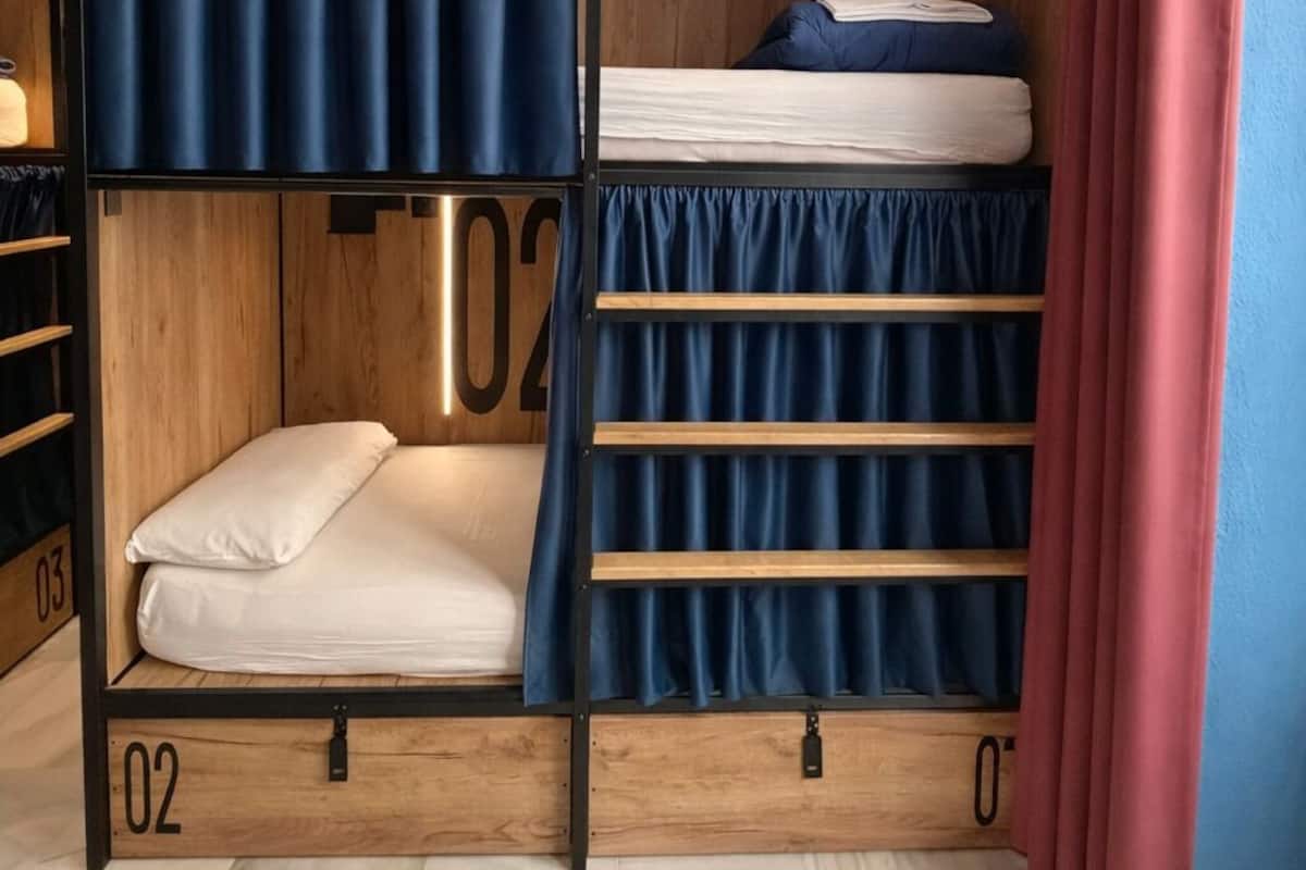 Select Comfort beds, free WiFi