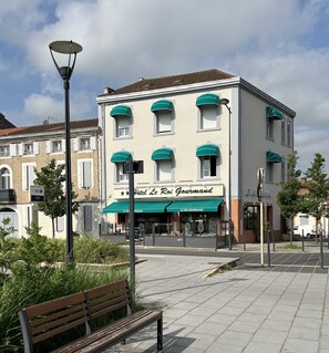 Front of property - Le Roi Gourmand (Pamiers)