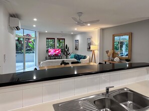 Smart TV, DVD player, pay movies