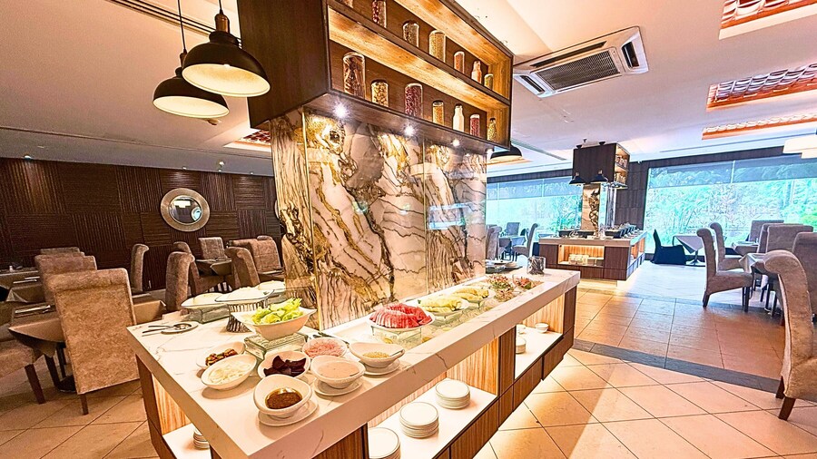 Hotel Shangri-La Kota Kinabalu