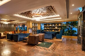 Lobby - Howard Johnson by Wyndham Kota Kinabalu City Centre (Kota Kinabalu)