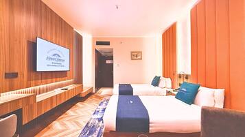 Minibar, desk, soundproofing, iron/ironing board