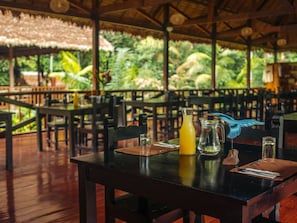 Dining - Tambopata Research Center (Inambari)