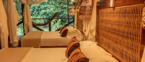 Premium Double Room | In-room safe, desk, bed sheets