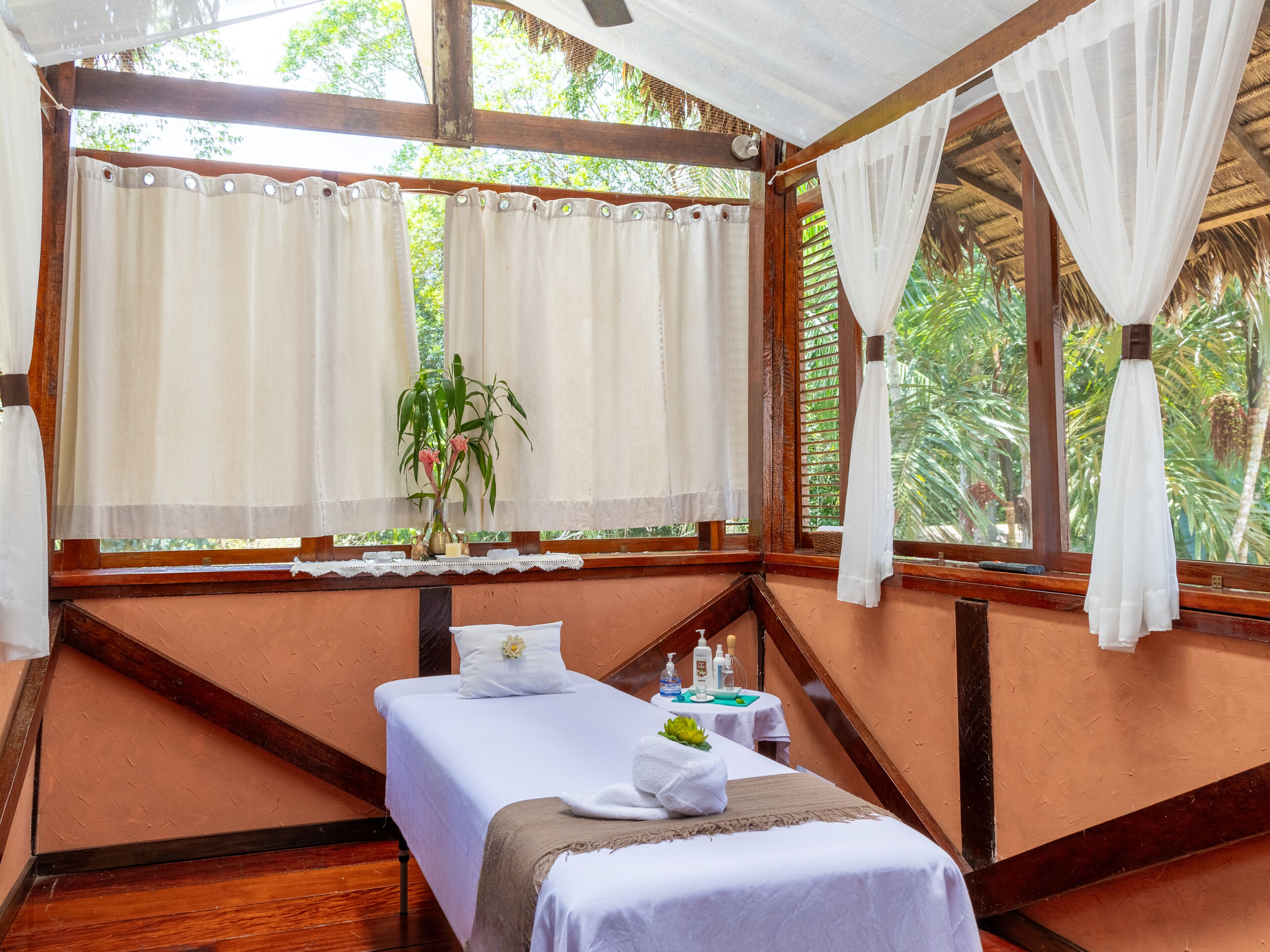 Body treatments, aromatherapy, hot stone massages, deep-tissue massages