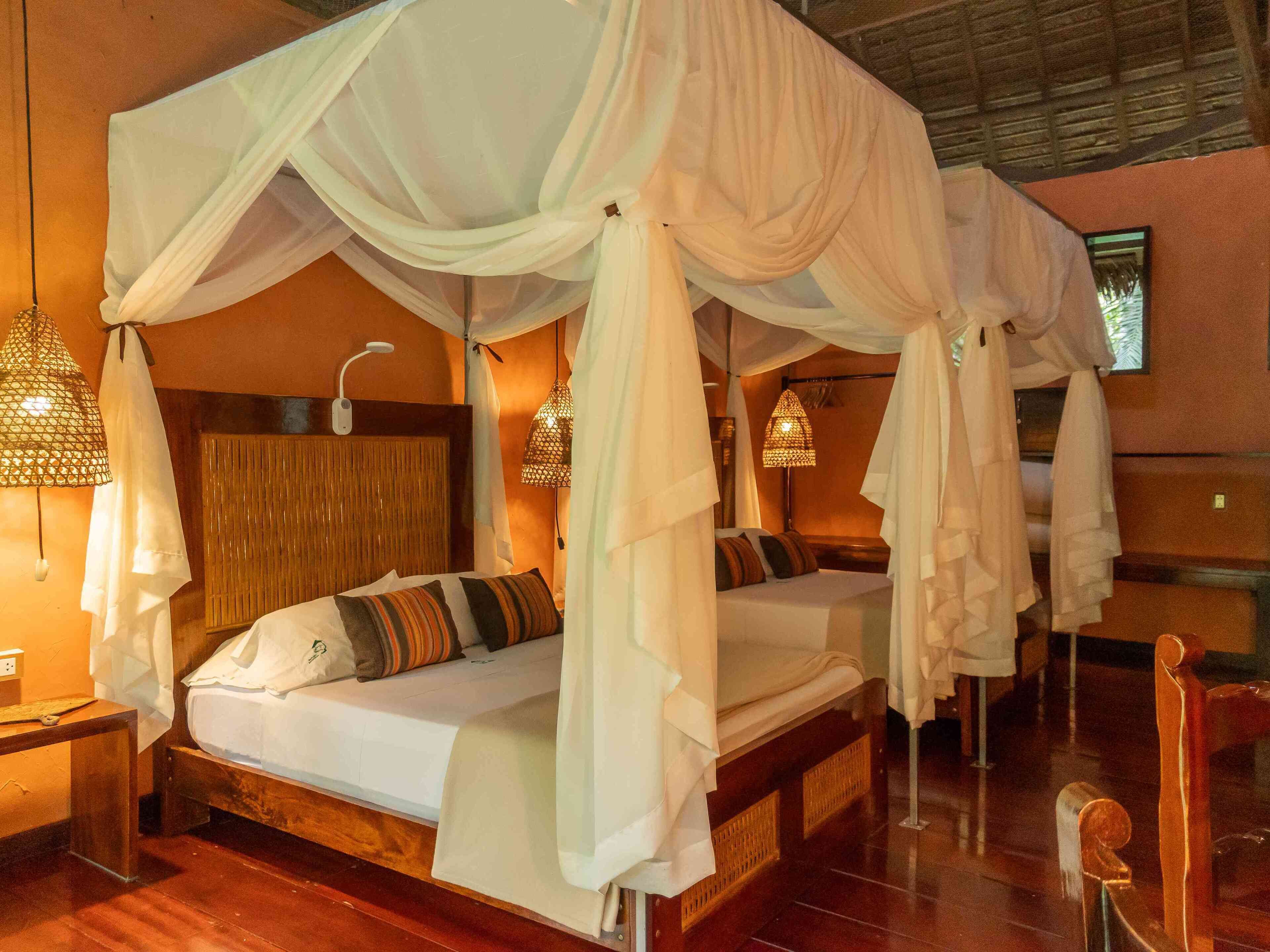 Premium Double Room | Hypo-allergenic bedding, in-room safe, desk, laptop workspace