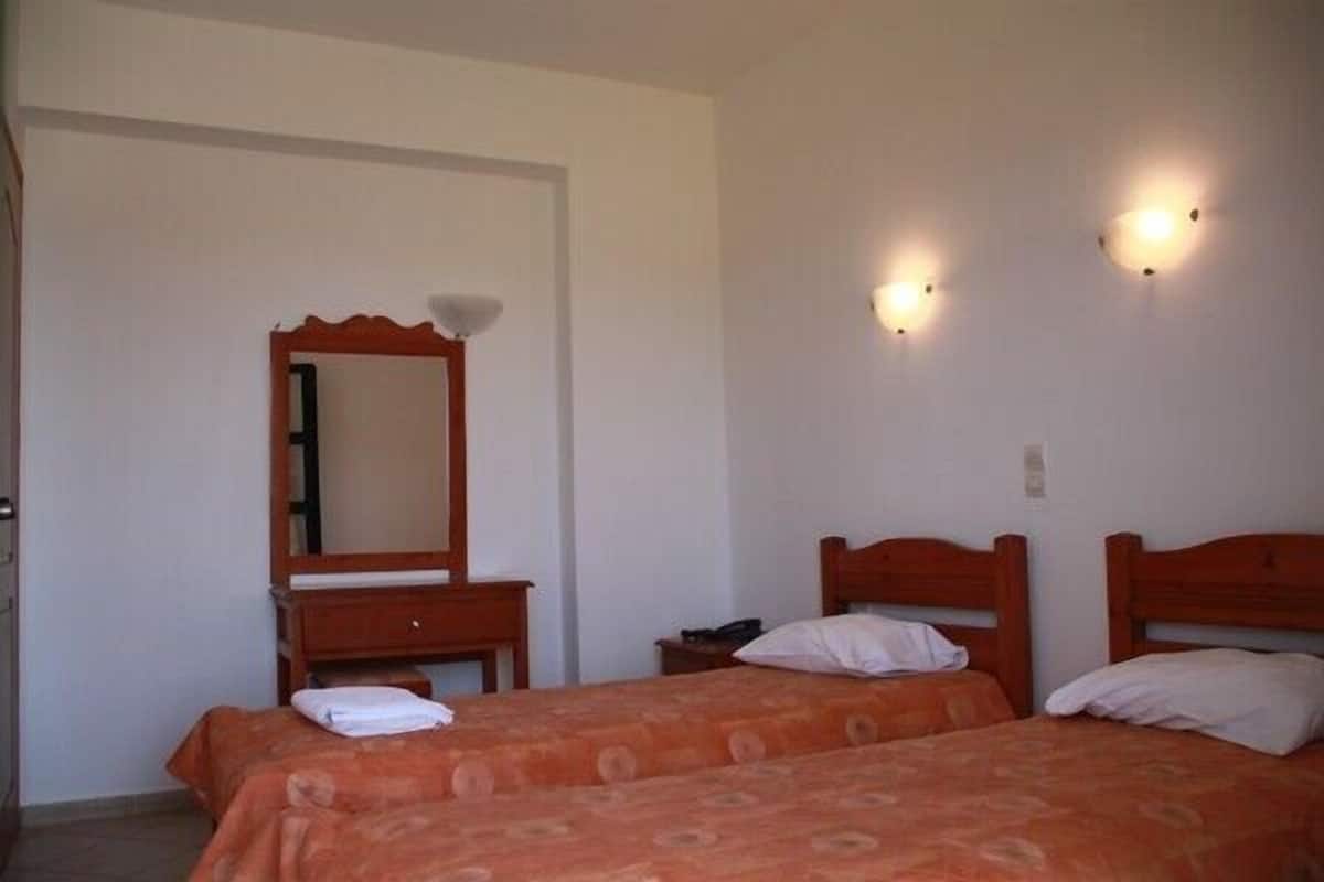 One Bedroom Apartment for 3 people | In-room safe, rollaway beds