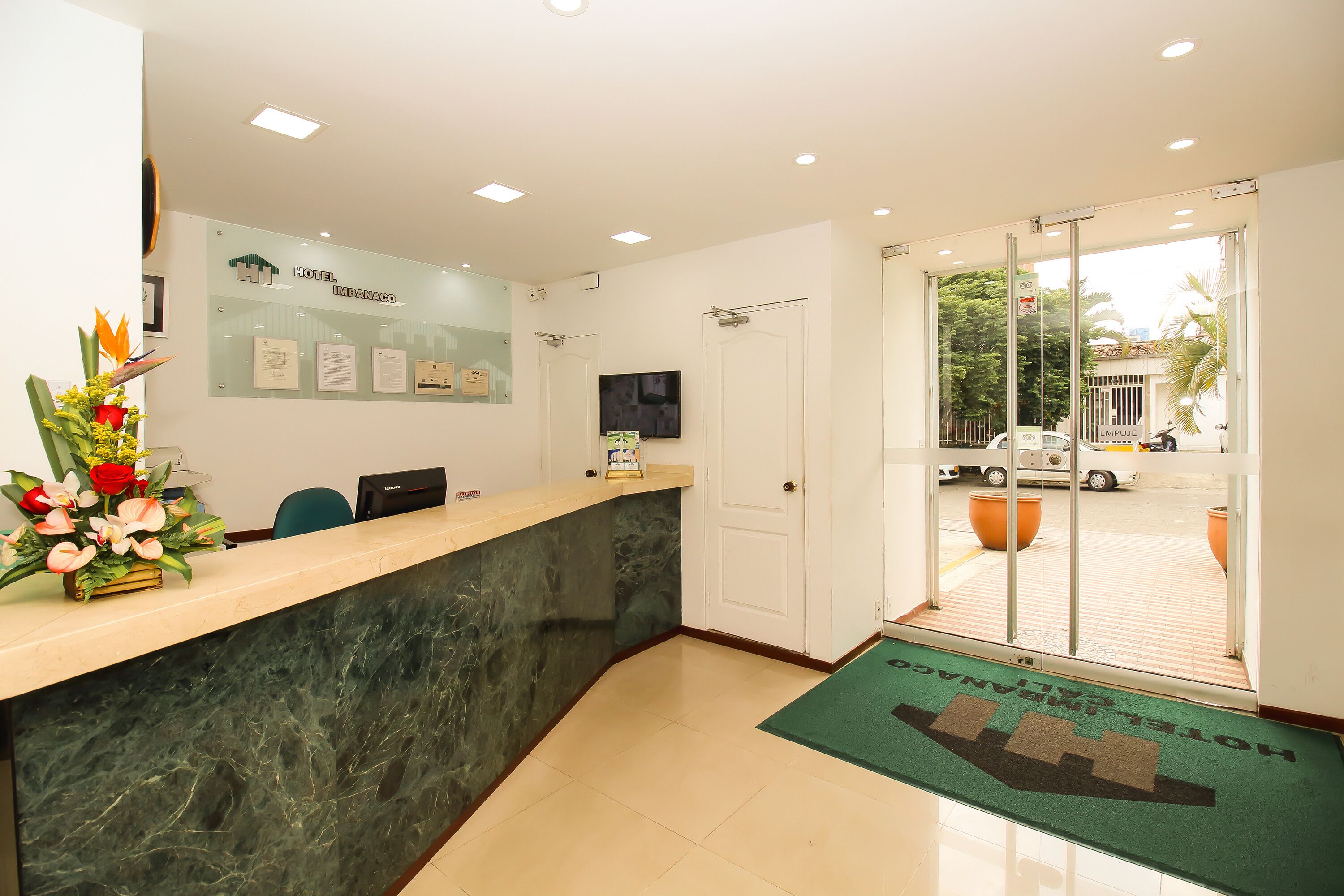 Foto - Hotel Imbanaco