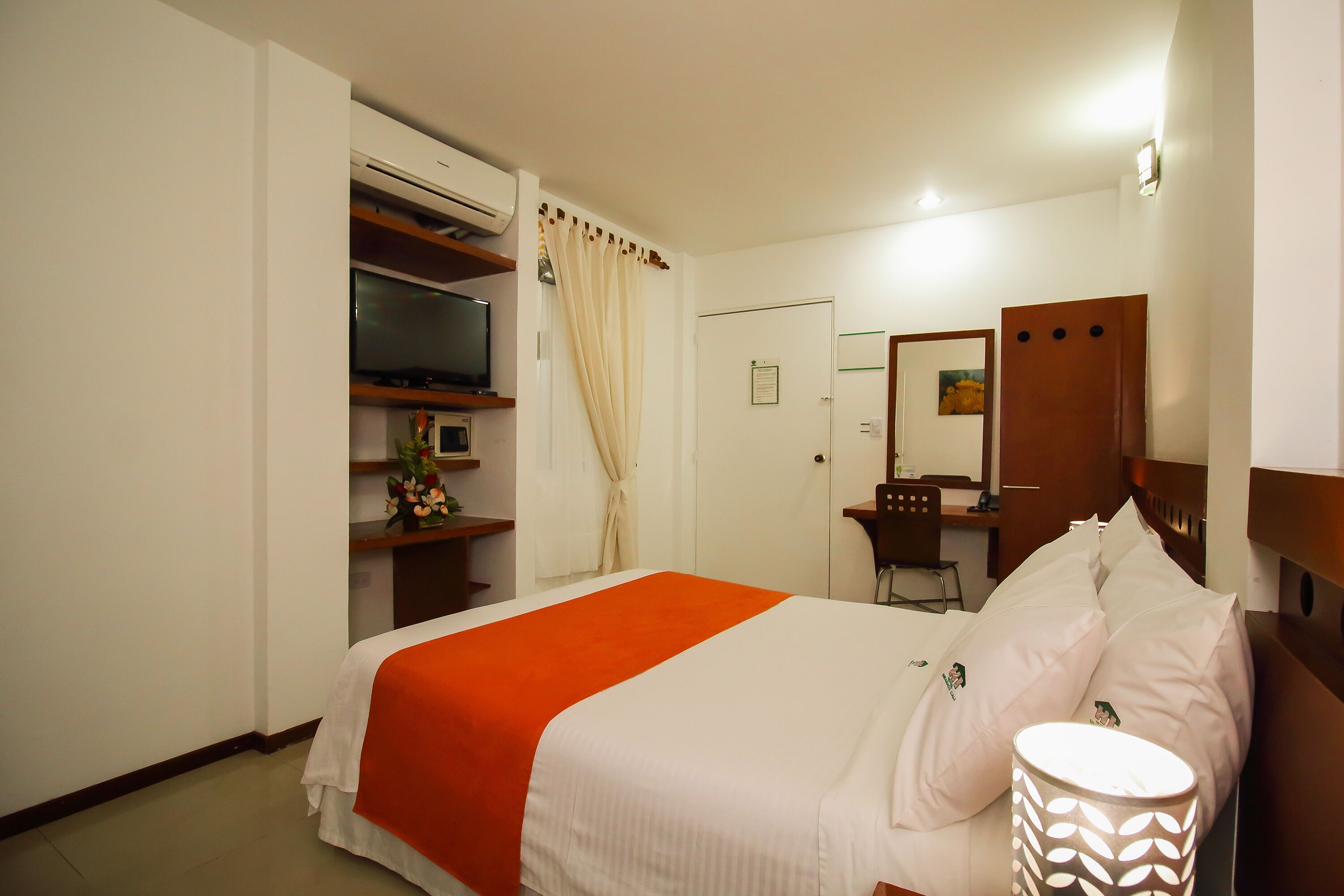 Foto - Hotel Imbanaco