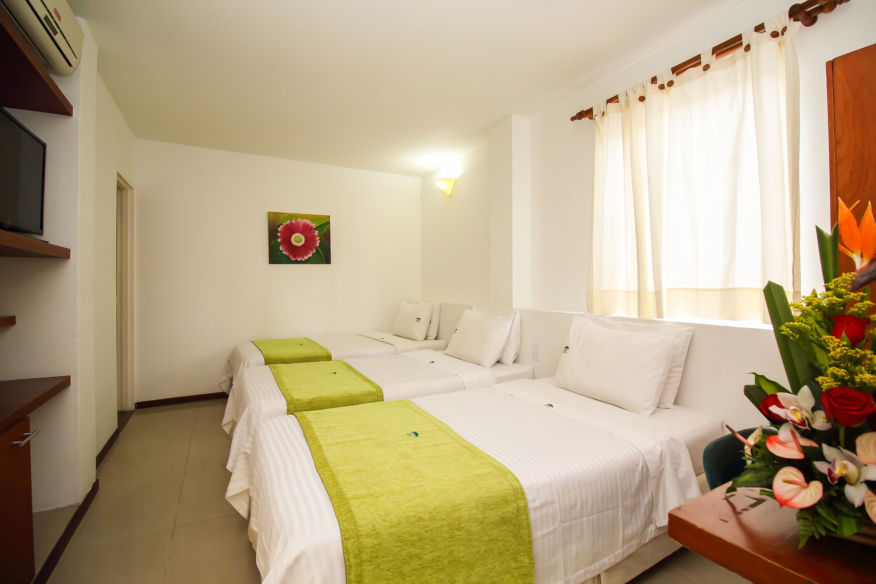 Foto - Hotel Imbanaco