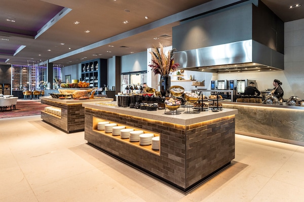 Daily buffet breakfast for a fee