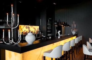 Bar (en la propiedad)