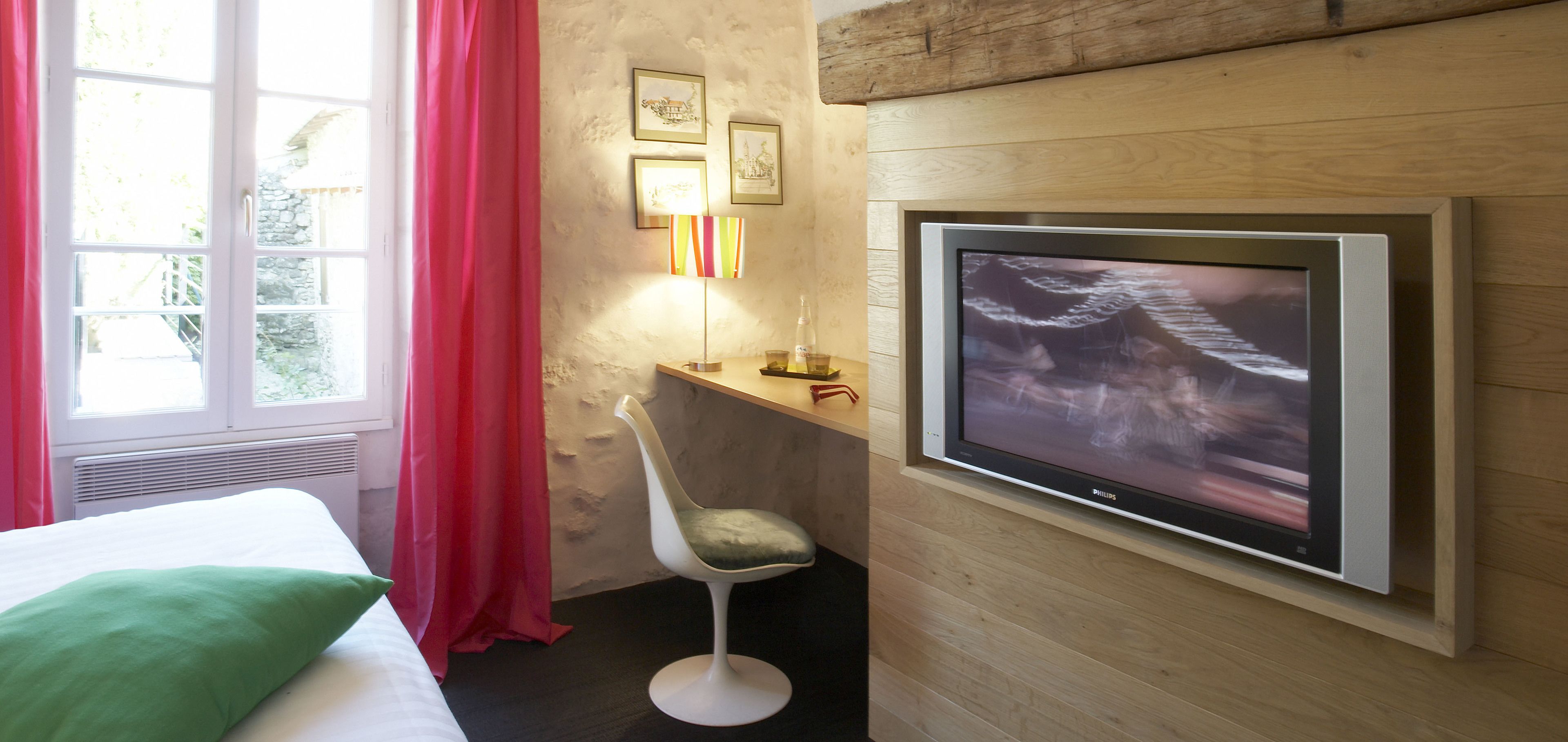 superior double room | desk, soundproofing, iron/ironing board, free cots/infant beds