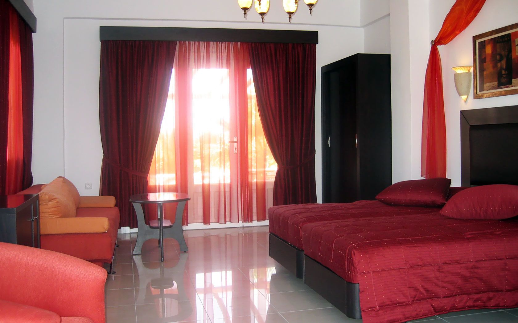 junior suite | living area | flat-screen tv