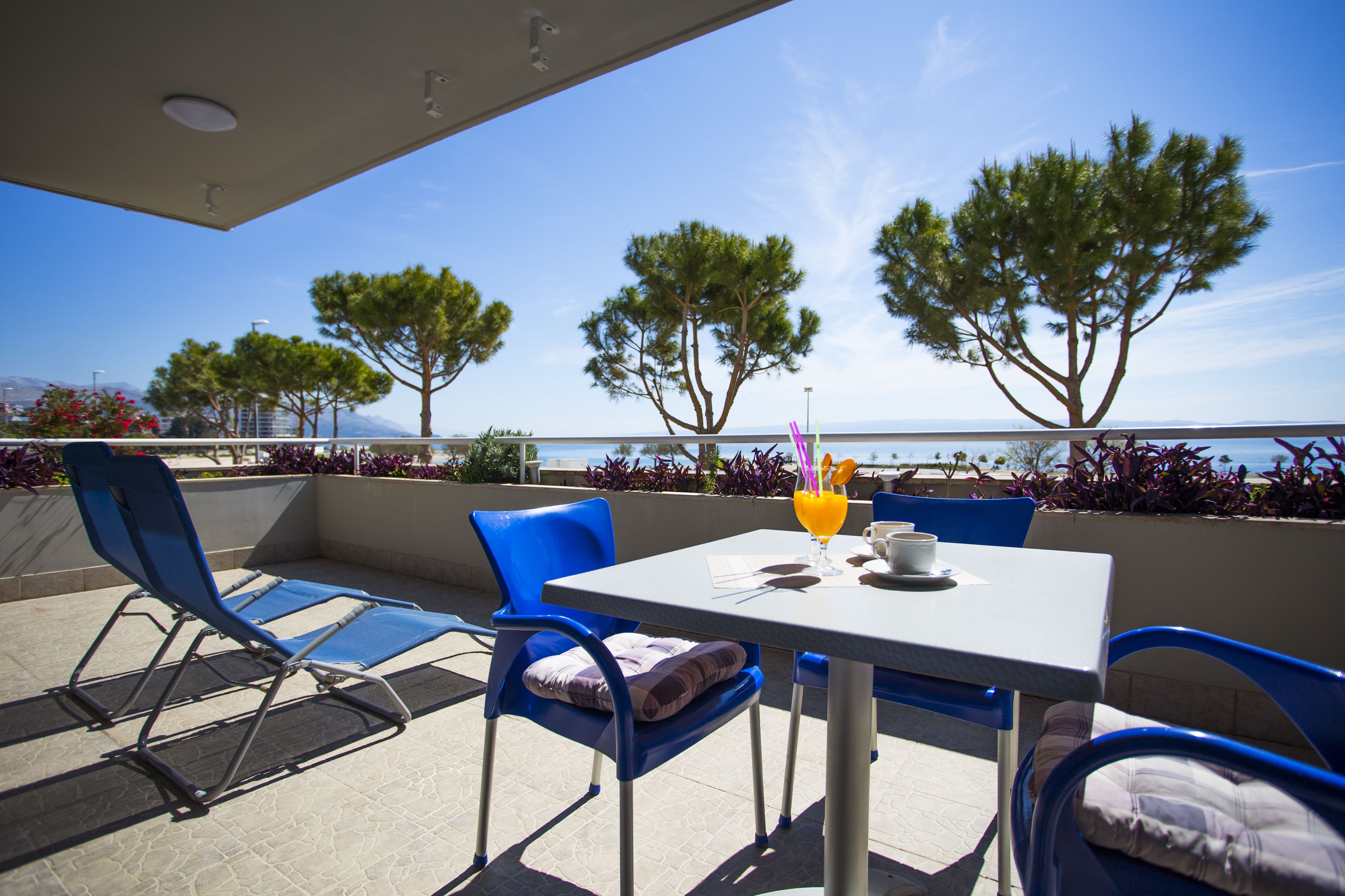 family suite, terrace | balcony