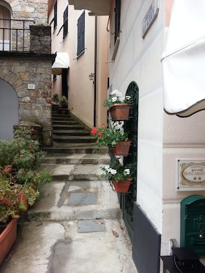 บริเวณภายนอก