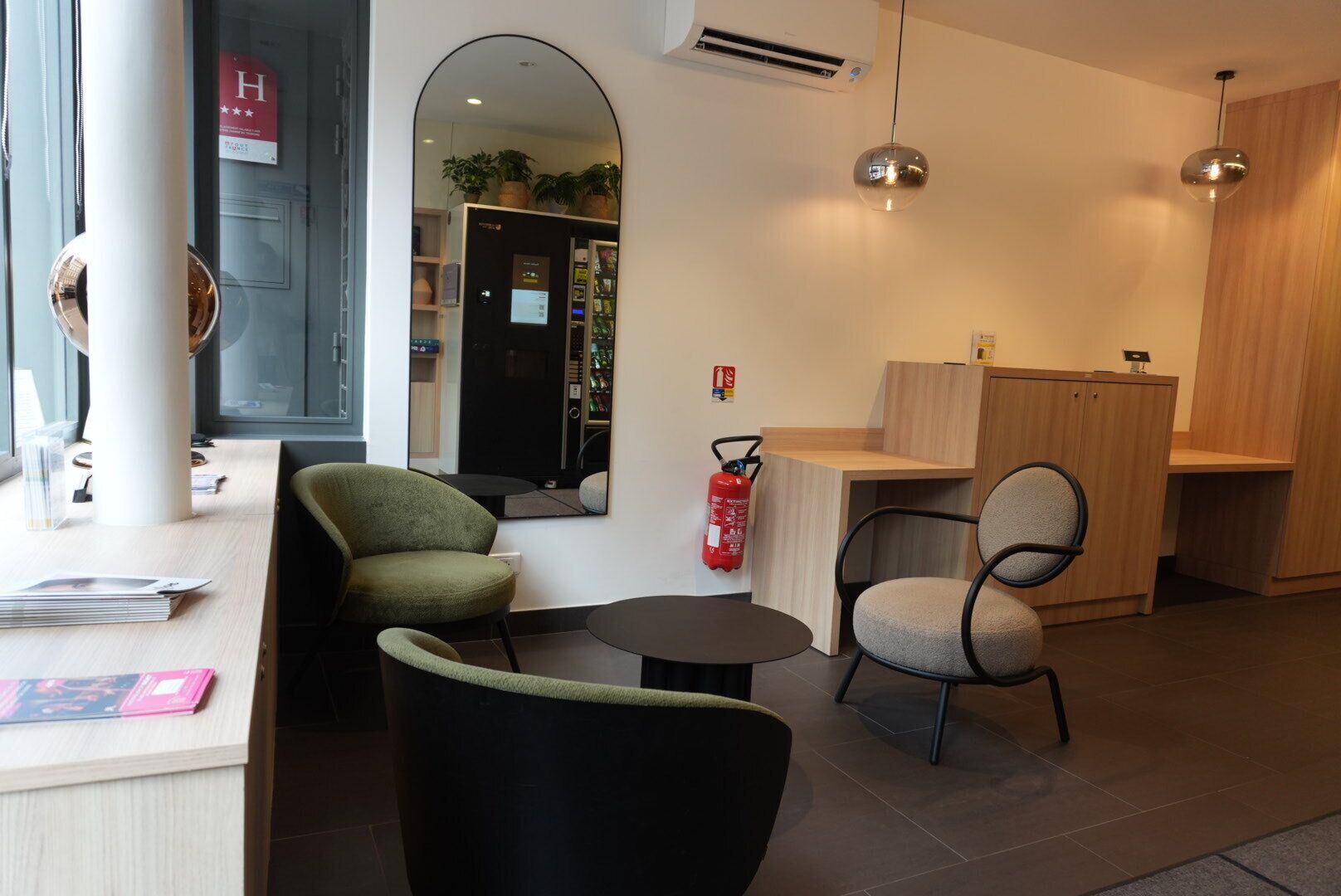Reception hall
