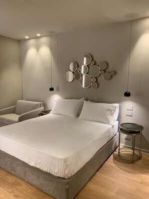 Frette Italian sheets, premium bedding, minibar, in-room safe - Al Castello Luxury (Reggio Calabria)