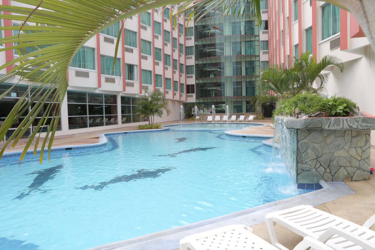pool