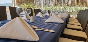 Outdoor banquet area - Hotel Santa Marta Real (Santa Marta)