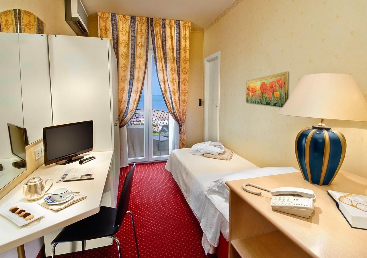 minibar, in-room safe, desk, soundproofing