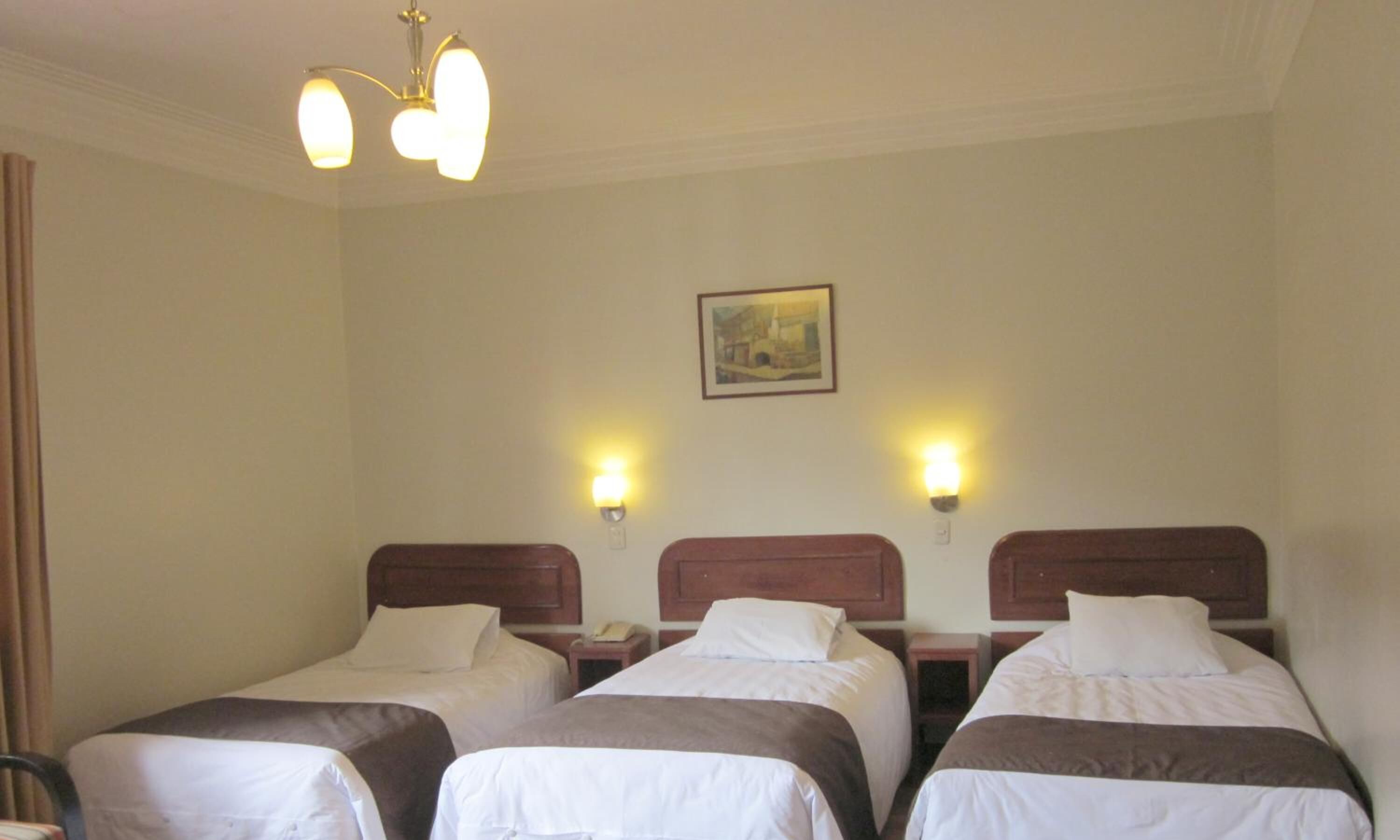 Photo - Emperador Plaza