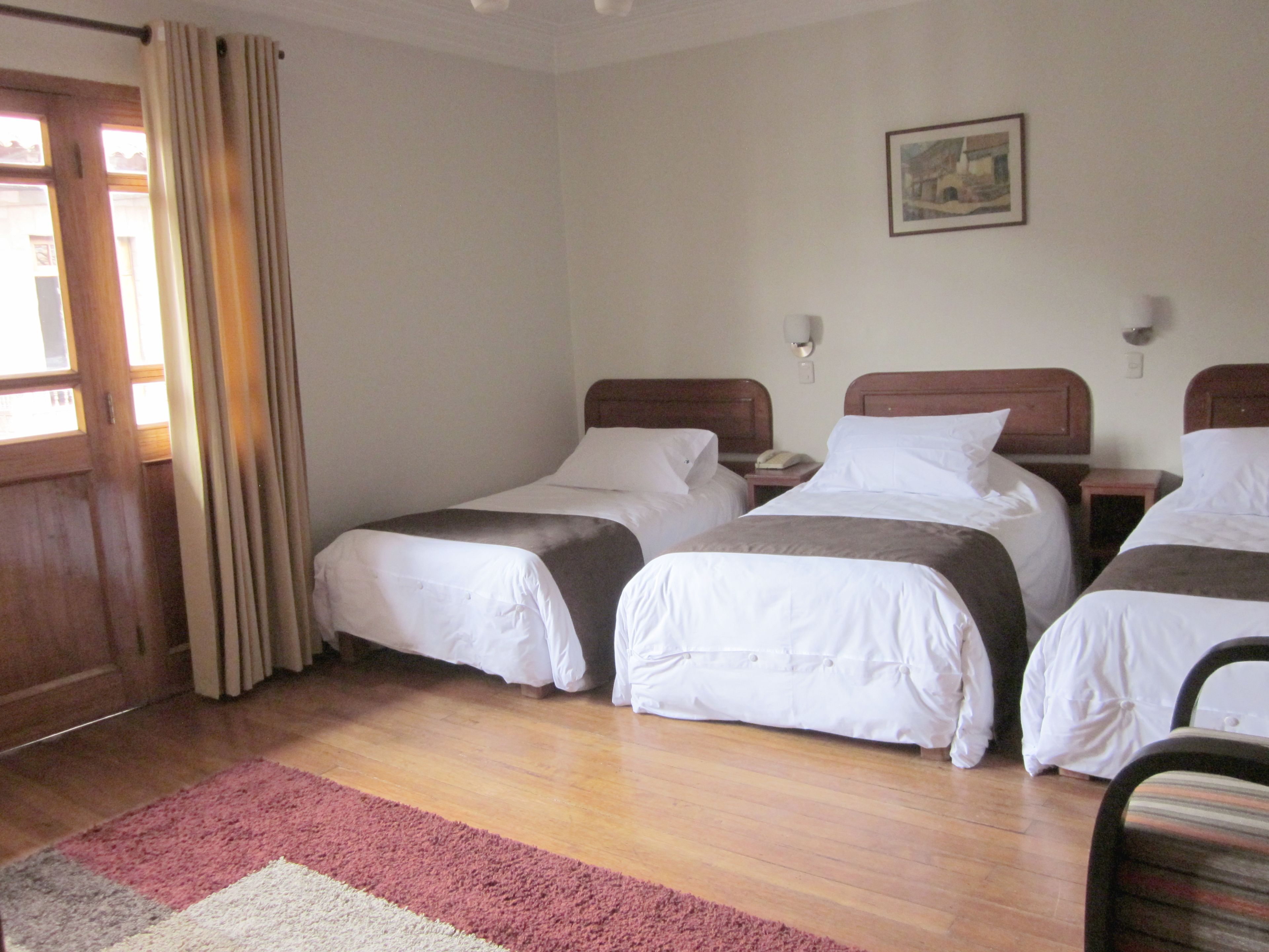 Photo - Emperador Plaza