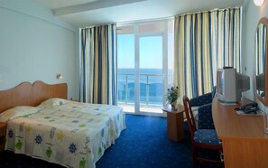 Single Room | Premium bedding, pillowtop beds, individually decorated - Sirius Beach (Varna)