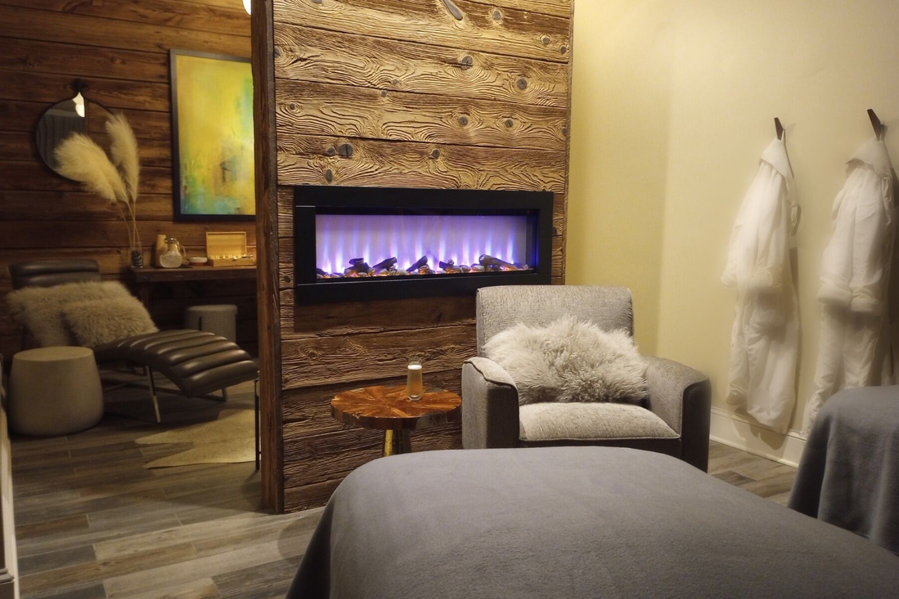 hot stone massages, deep-tissue massages, prenatal massages, body wraps