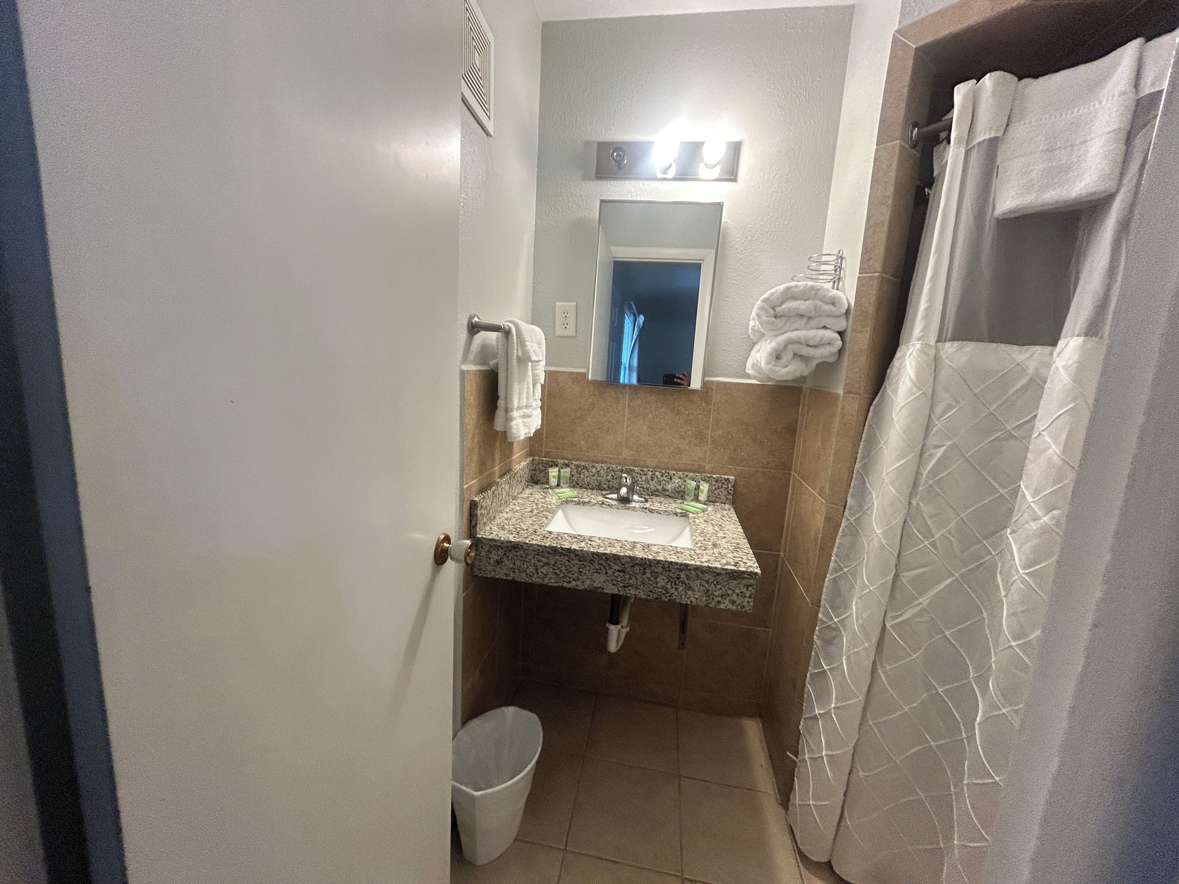 Budget Inn Oskaloosa — photo 13