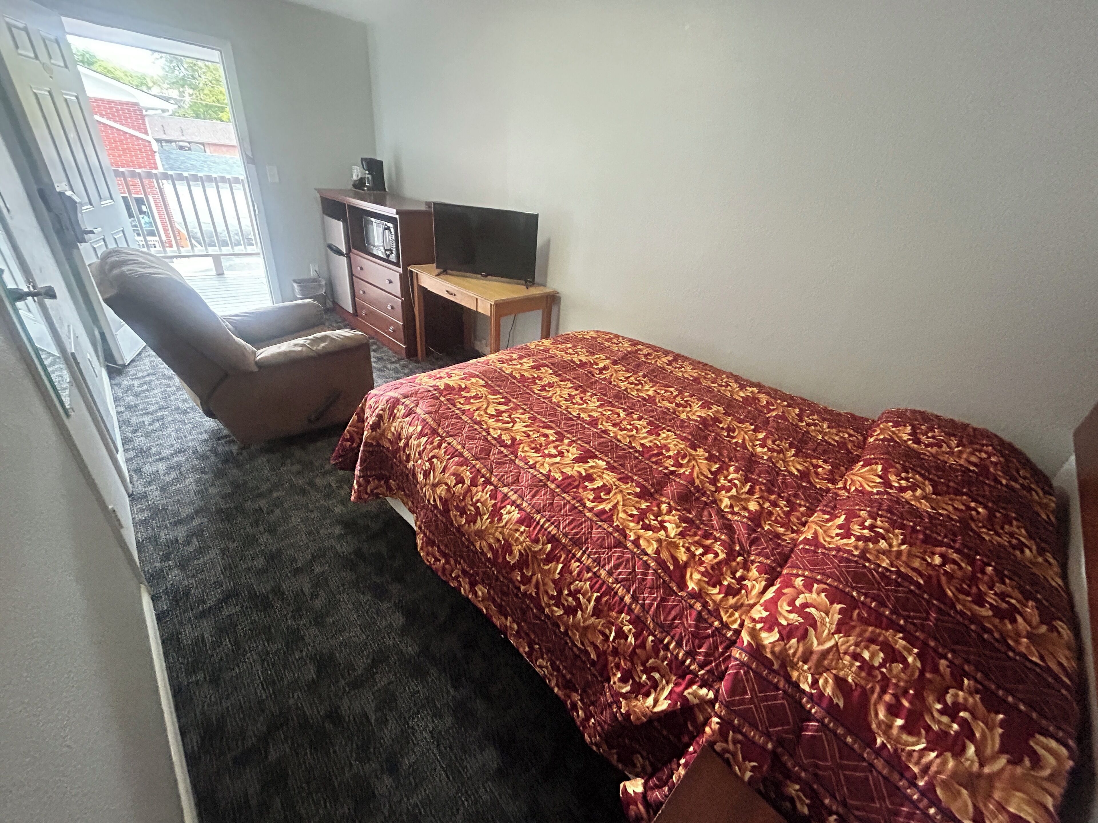 Room, 1 Queen Bed, Non Smoking