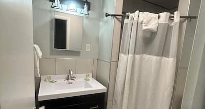 Budget Inn