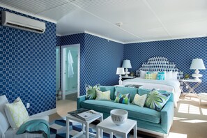 Suite, balcón, vista al océano (Adler Ocean Suite) | Ropa de cama de alta calidad y decoración personalizada 