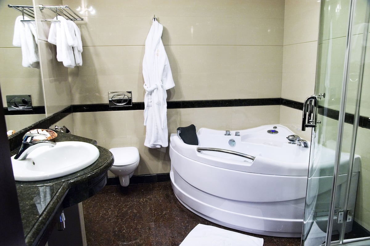 shower, free toiletries, hair dryer, dressing gowns