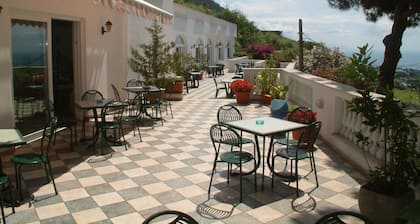 Hotel La Ginestra