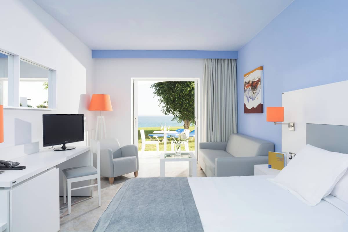 Standard dubbelrum - balkong | 1 sovrum, sÀngtillbehör av högsta kvalitet och minibar