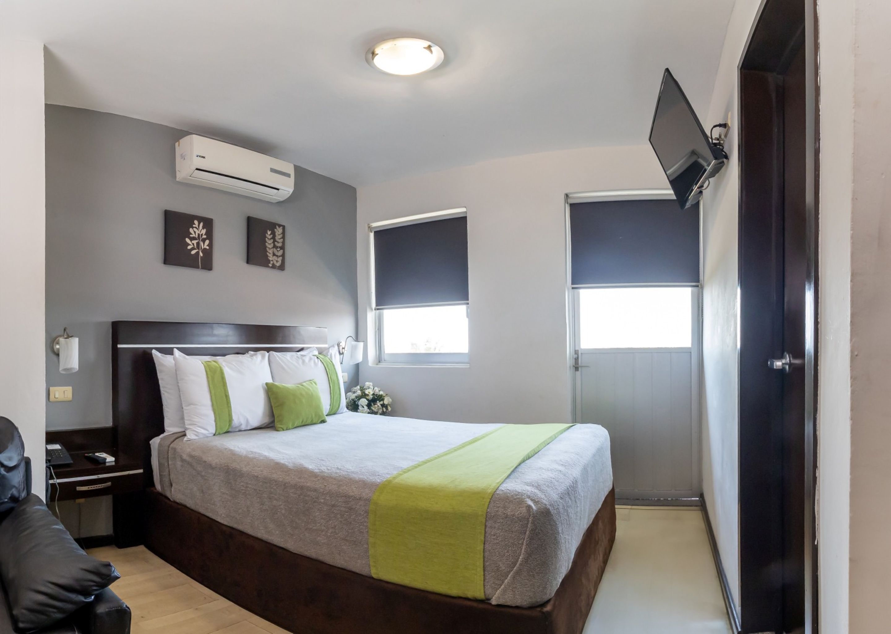 Habitación estándar, 1 cama doble (Preferencial) | Caja fuerte, tabla de planchar con plancha, wifi gratis