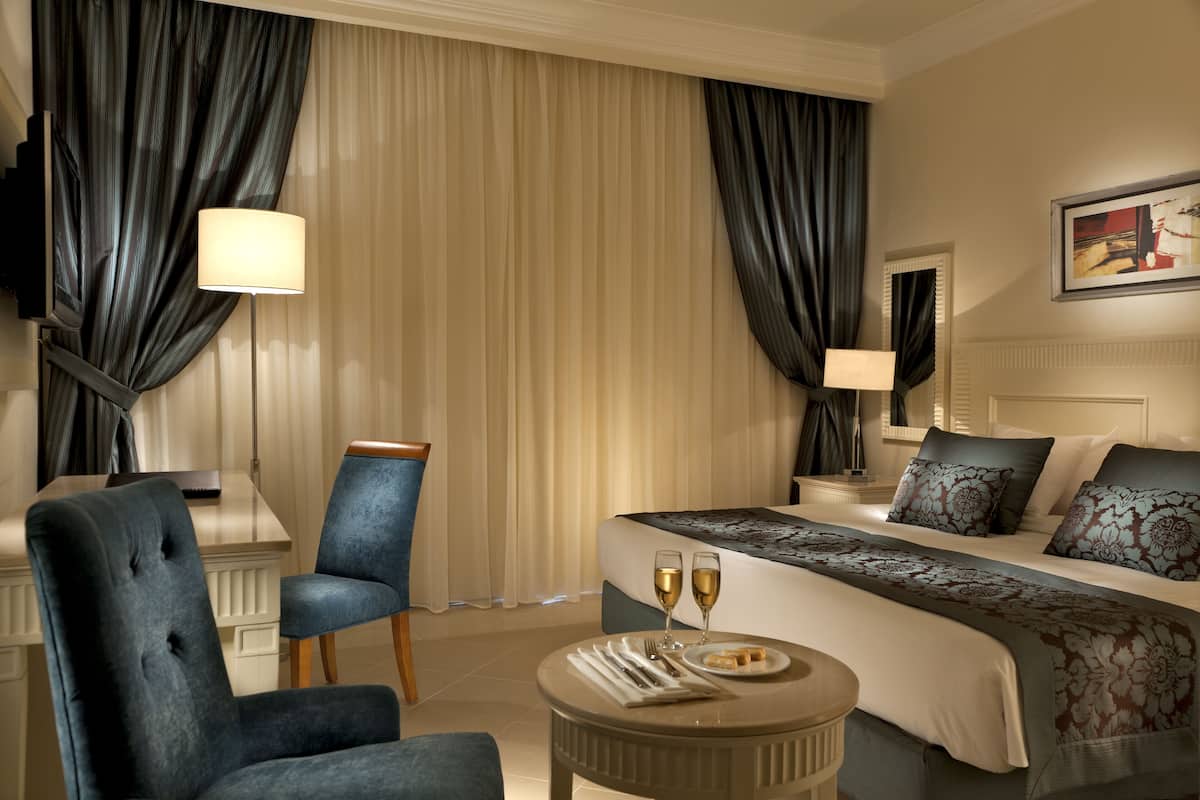 Down duvets, minibar, in-room safe, individually furnished