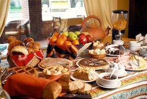 Desayuno buffet incluido todos los días 