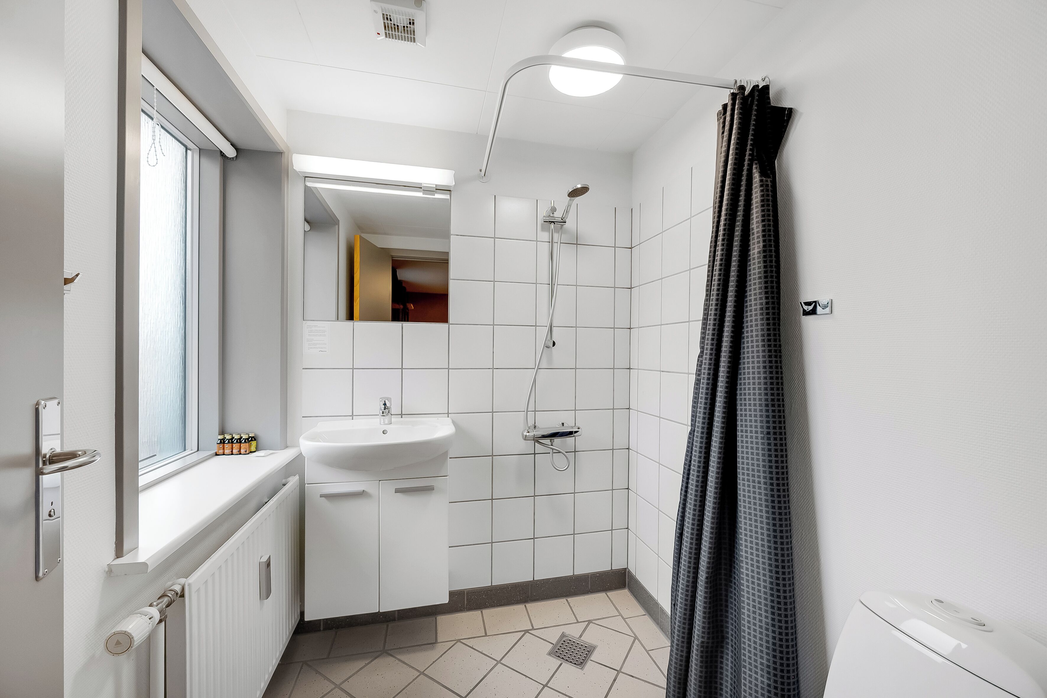 family quadruple room | bathroom | shower, towels, soap, shampoo