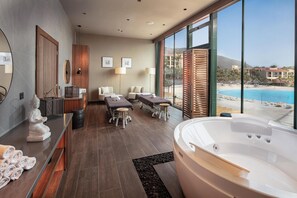 Sauna, Turkish bath/hammam, body treatments, hydrotherapy, aromatherapy